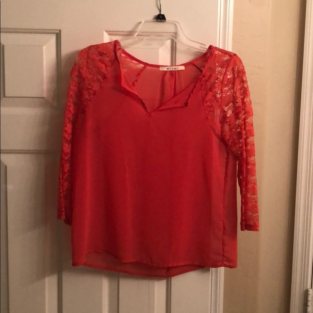 Lace sleeve blouse